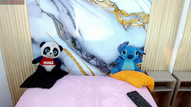 natashaislerxxx webcam