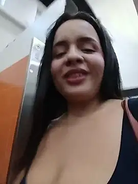 Julieth_hot-69 webcam
