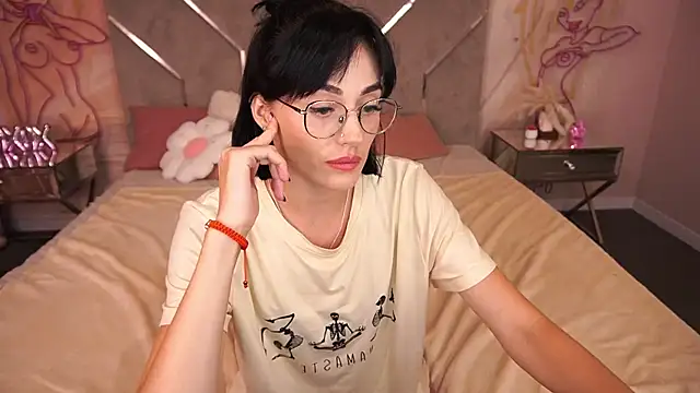 EviiLune webcam