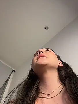 _ISABELLA_HOT_