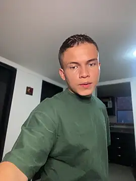 _Leo_Boy webcam