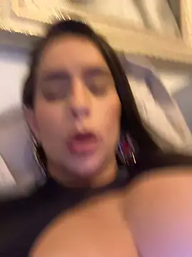 Mau_White live cam
