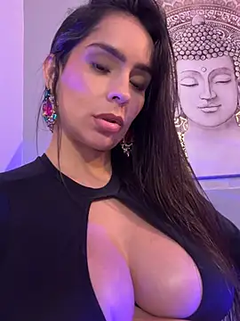 Mau_White