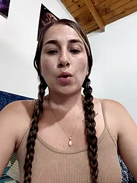 Lipzzy_sun20 webcam