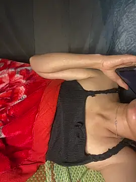 linda-babyy (F milf) - Happy day🥰🥰🥰
