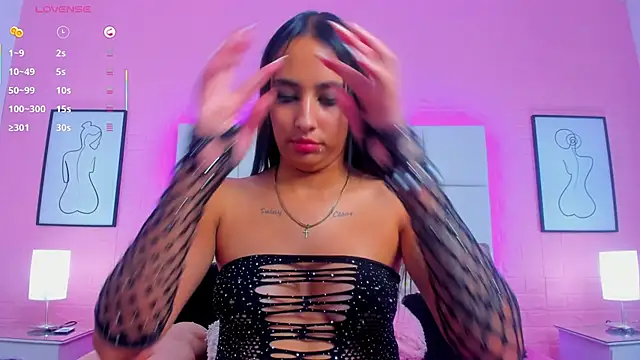 charlotte_kisss webcam