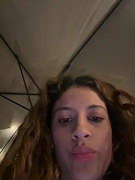 alana15 live cam
