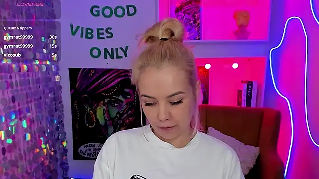 StephanieSweety webcam