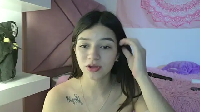 eva_sin18 (F young) - double penetration