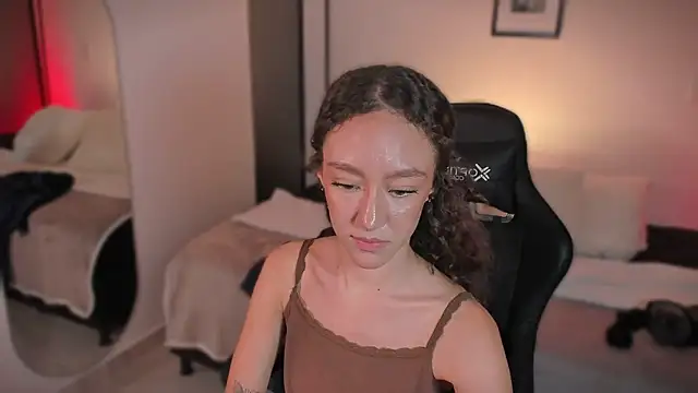 ChloeMoreti webcam