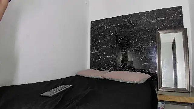 zoel-amber1 live sex cam