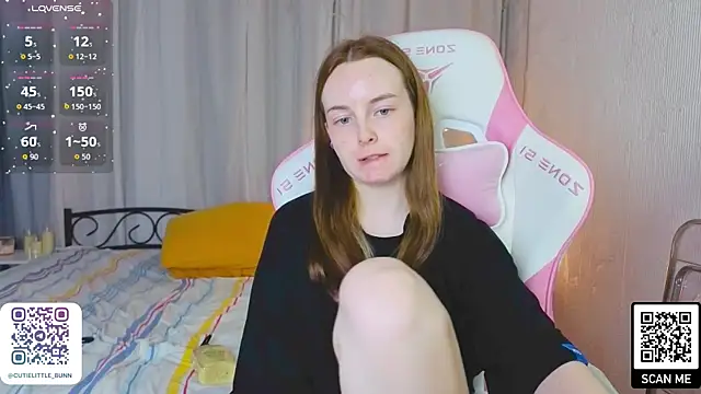 bae_cake_ webcam
