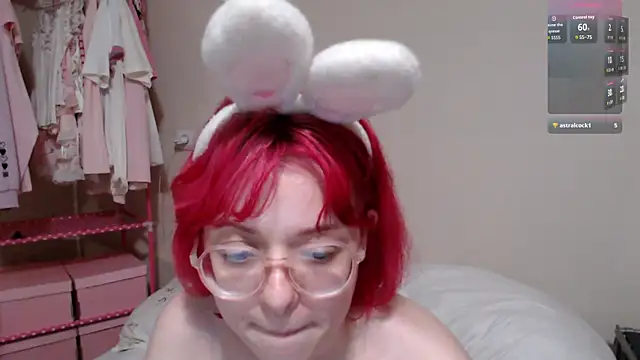 KatieMelone webcam