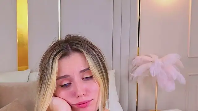 MarybethSnow webcam