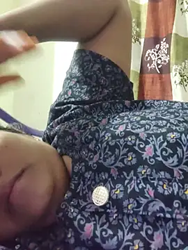 yamini1431 webcam