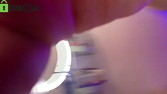 Lunaira_Deep webcam