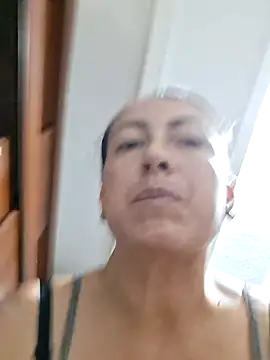 Lauryn_Jones webcam