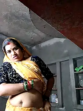 Hot_kamla