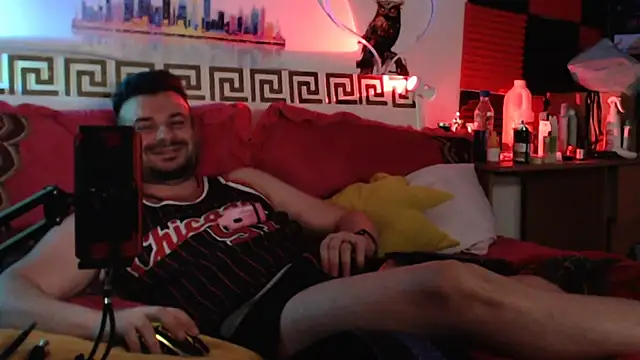 hugec0ck007 - Hugec0ck007's free webcam - UK Sex Cams
