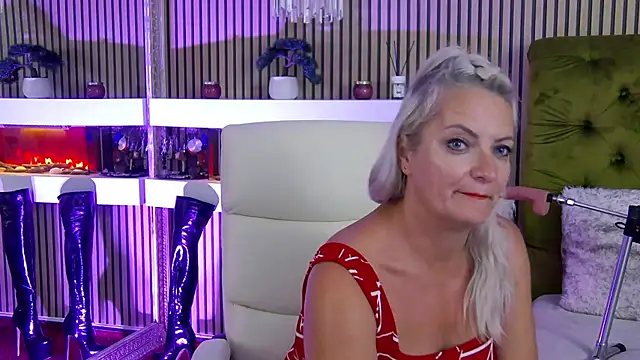 LadyTouch webcam