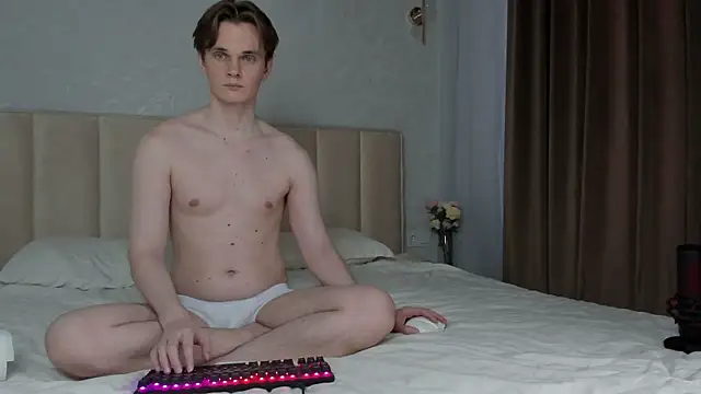 urloveets live cam on StripChat