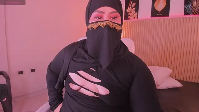 samanee_konn webcam