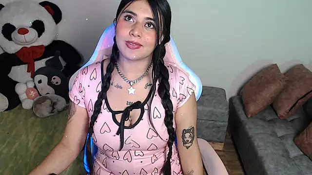 sophiadaza666 (F teen) - control lovense  8 min