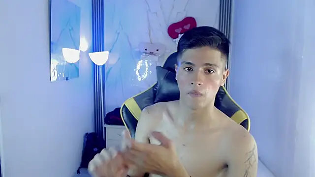 ascii_one (M twink) - STRIOTEASE HOT