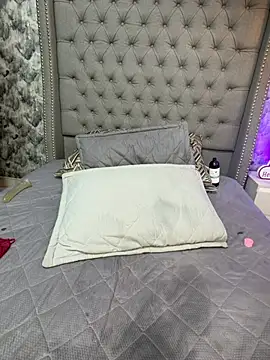 sofia_blosom - Sofia_Blosom's free webcam - UK Sex Cams