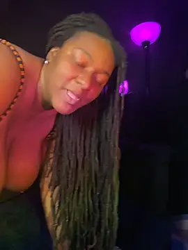 GirthGoddessCoco