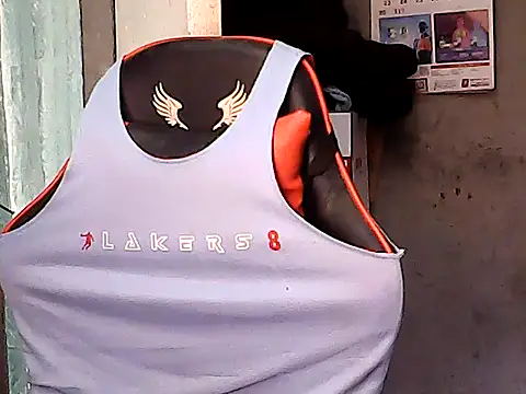 sweet_sexyasian69 (M young) - Help me to Cum in public or Private