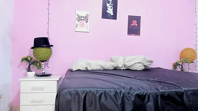 sexynova_93 webcam