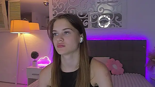 LuisaClover webcam
