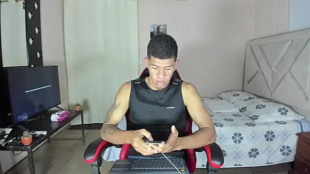 Toptony22 webcam