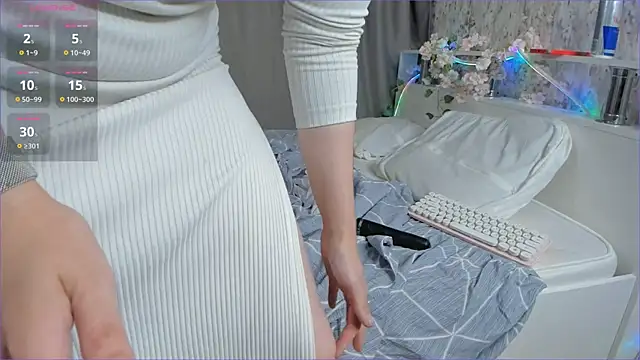 Molten_Wren live cam on StripChat