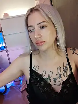Gina-Lumara webcam