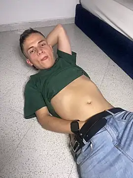 _Leo_Boy webcam