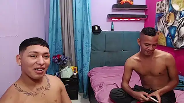 twink_fucks - Twink_fucks's free webcam - UK Sex Cams