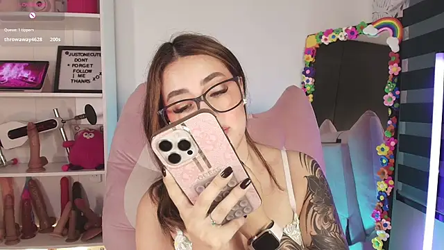 justonecute webcam