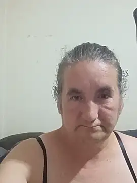 Johnnysgirl47 webcam