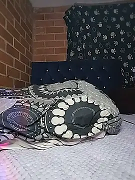 Petite_CherryX webcam