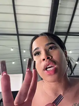 EmmaExoticaXXX webcam