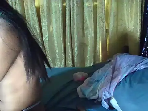 AthenaKisess webcam