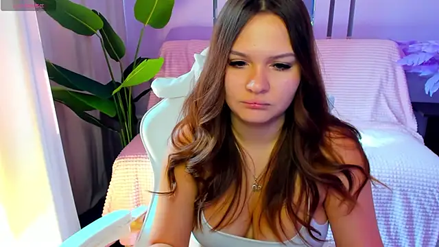 CutieChloee webcam