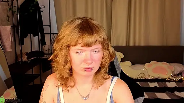 VioletDesiree webcam