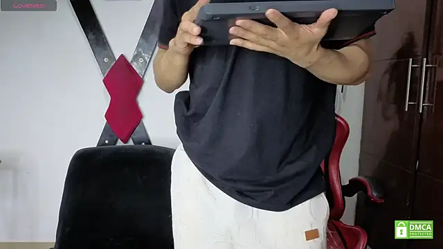 EliteBoysLive webcam