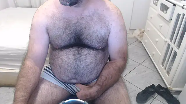MysterBearMG webcam