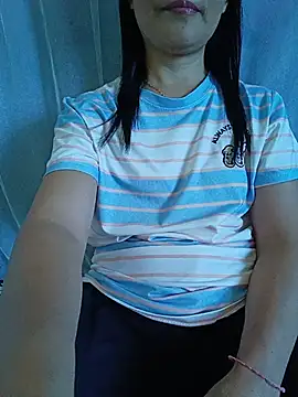 Doremon_95 live cam