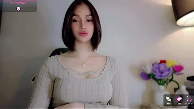 Anna_HollyDoll live cam