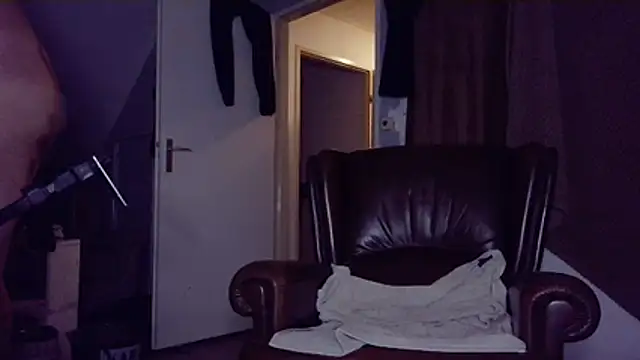 Gigolobigcock24cm webcam